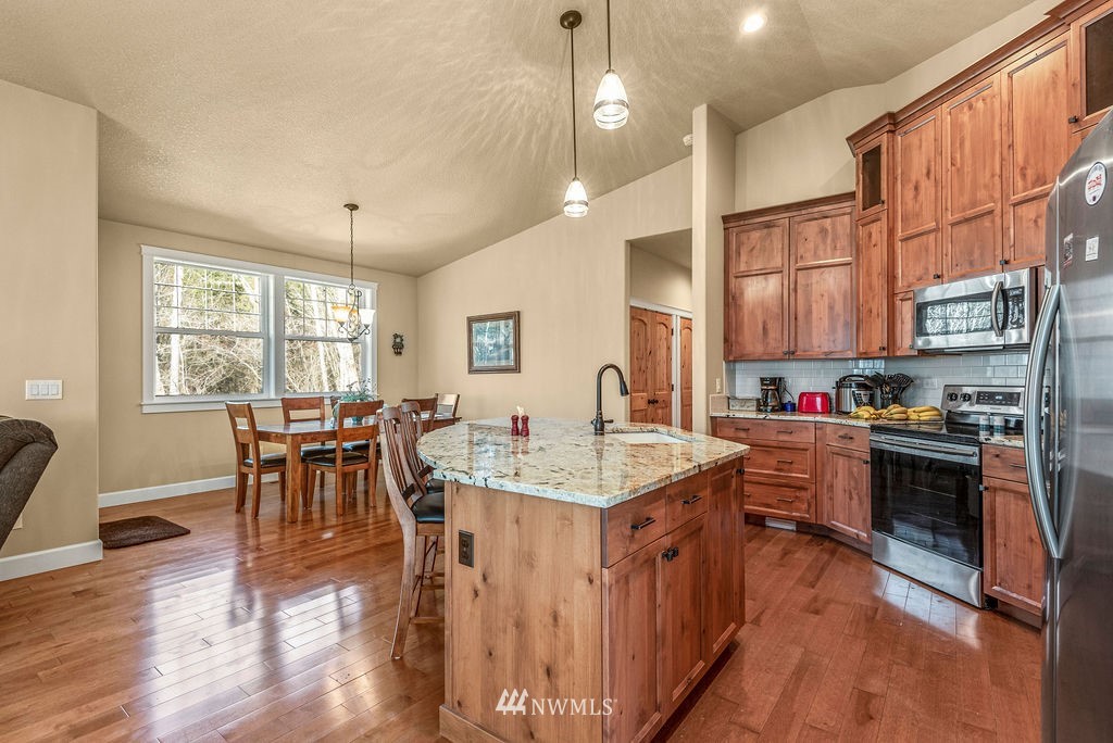 1724 Bodine Extension Road Kelso, WA 98626 - Photo 9 of 20 Gallery Image 9