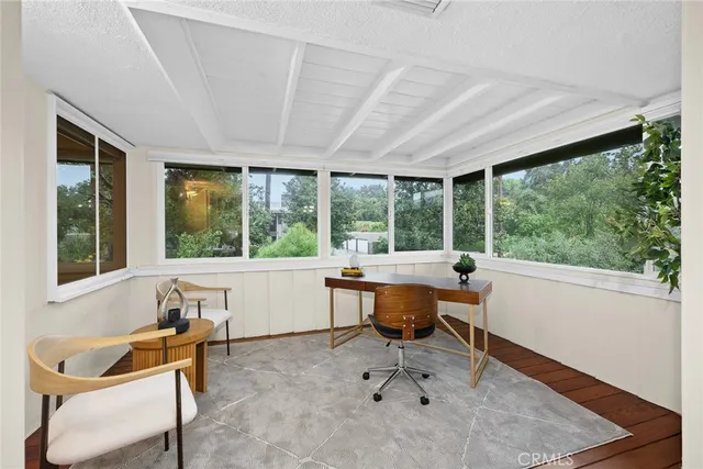 $959,000 | 924 South Orange Grove Boulevard, Unit D, Pasadena, CA 91105