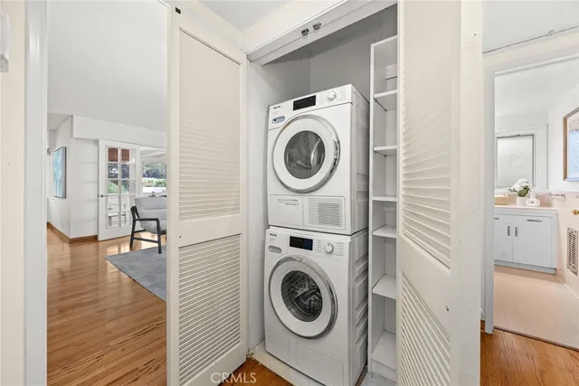 $959,000 | 924 South Orange Grove Boulevard, Unit D, Pasadena, CA 91105