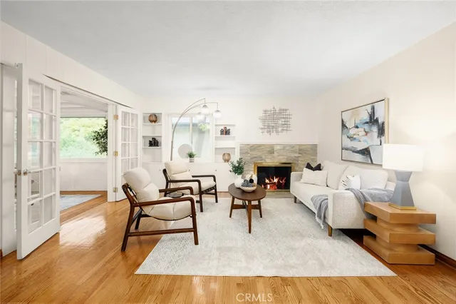 $959,000 | 924 South Orange Grove Boulevard, Unit D, Pasadena, CA 91105