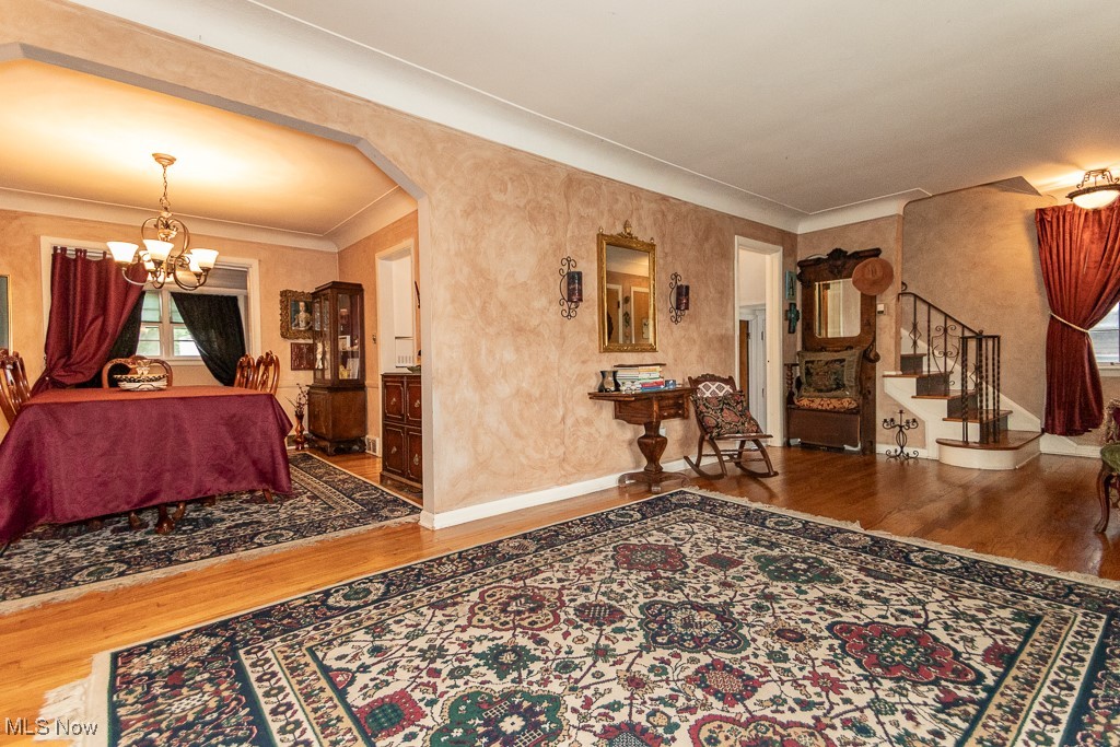 2372 Saybrook Road Cleveland, OH 44118 - Photo 14 of 36