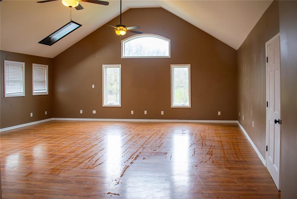 1378 Robbins Station Road Irwin, PA 15642 - Photo 14 of 46