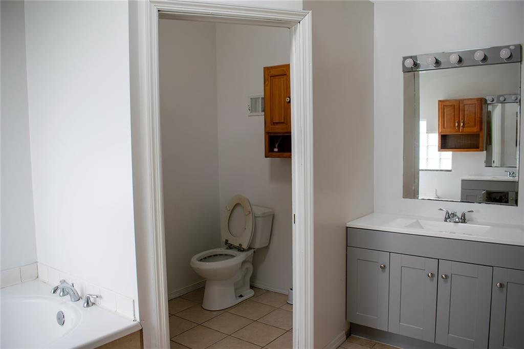 1378 Robbins Station Road Irwin, PA 15642 - Photo 18 of 46