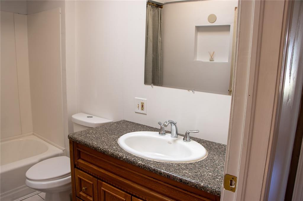 1378 Robbins Station Road Irwin, PA 15642 - Photo 31 of 46