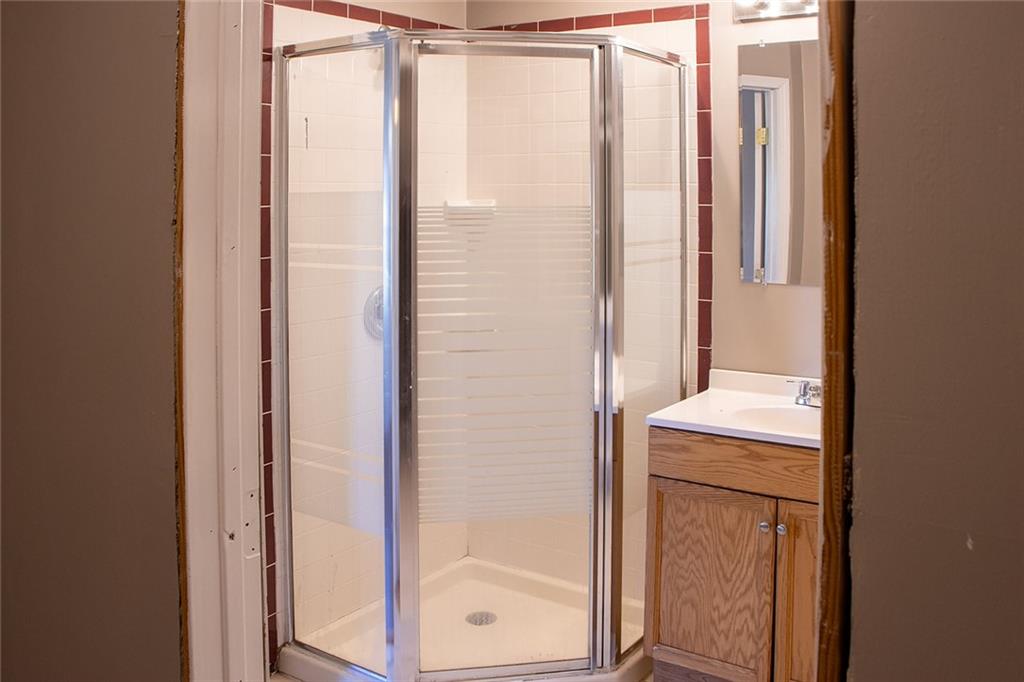 1378 Robbins Station Road Irwin, PA 15642 - Photo 35 of 46