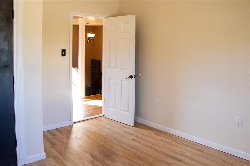 1378 Robbins Station Road Irwin, PA 15642 - Photo 36 of 46