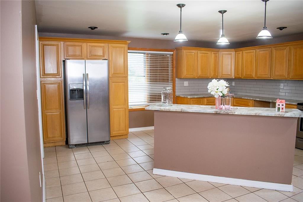 1378 Robbins Station Road Irwin, PA 15642 - Photo 4 of 46