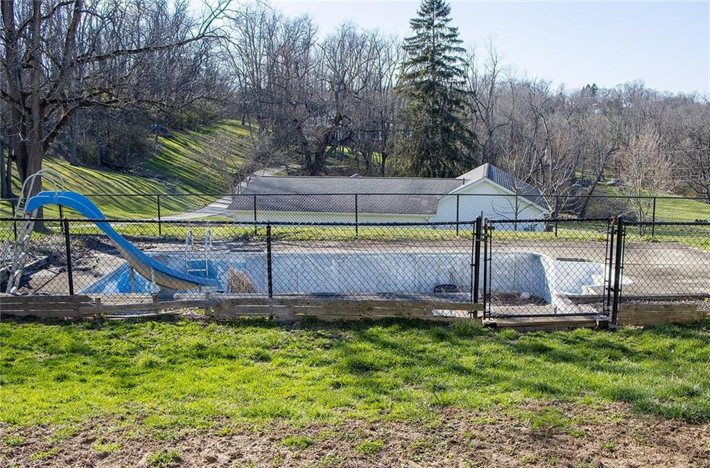 1378 Robbins Station Road Irwin, PA 15642 - Photo 42 of 46