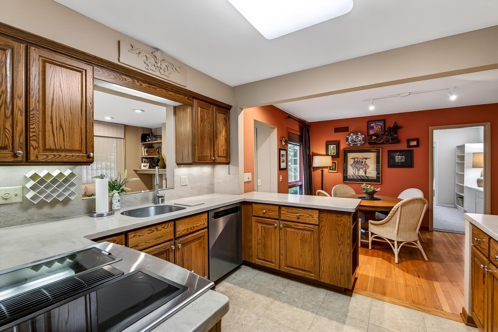 650 Odell Street Madison, WI 53711 - Photo 17 of 54