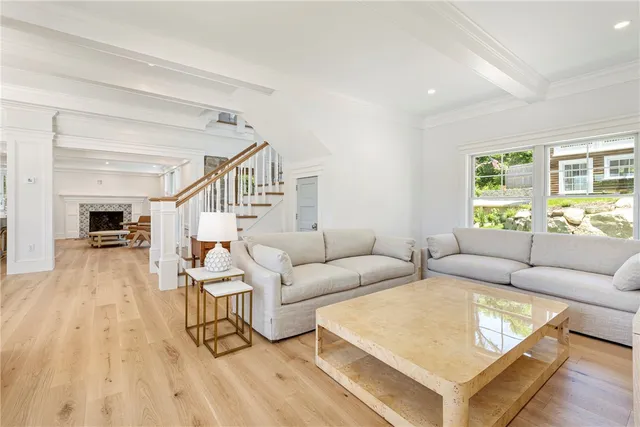 $3,575,000 | 17 East Hills Road, Westerly, RI 02891