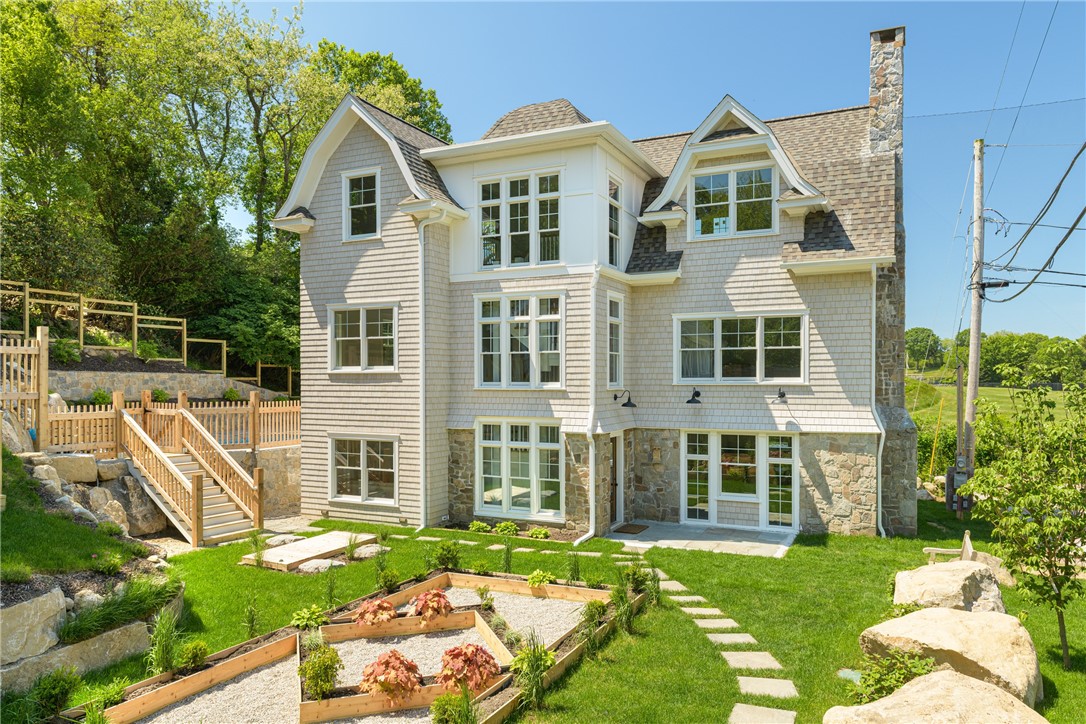 17 East Hills Road Westerly, RI 02891 - Photo 2 of 34