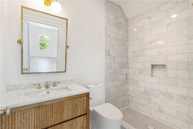 $3,575,000 | 17 East Hills Road, Westerly, RI 02891