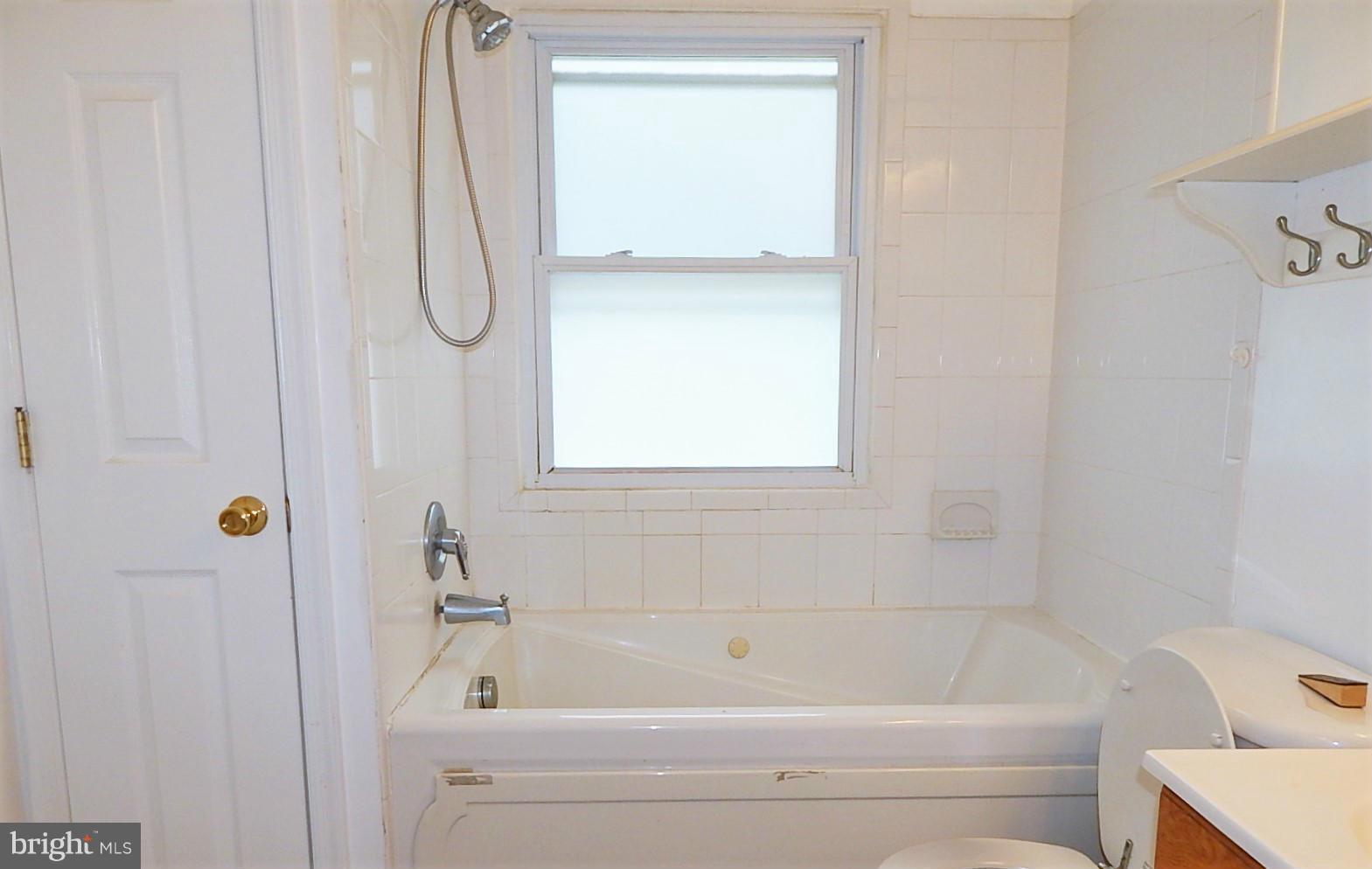 7560 Port Tobacco Road Welcome, MD 20693 - Photo 17 of 30 Bath (Master)