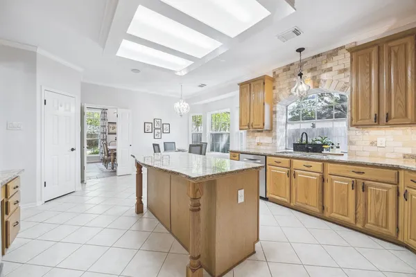 $365,000 | 17931 Silver Ash Lane, Houston, TX 77095