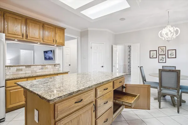 $365,000 | 17931 Silver Ash Lane, Houston, TX 77095