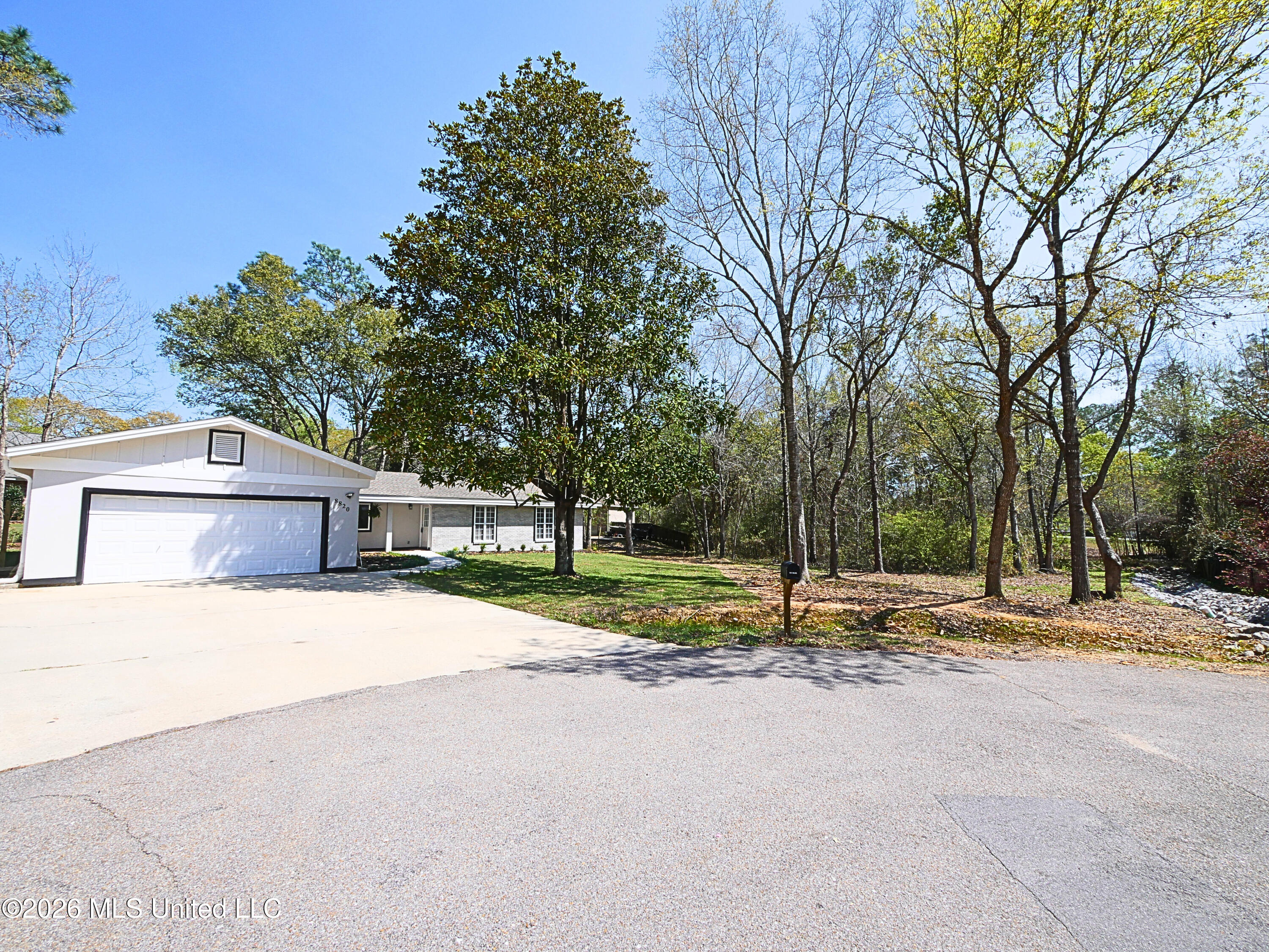 8820 Manoo Place Diamondhead, MS 39525 - Photo 3 of 30 P1120785 - Edited