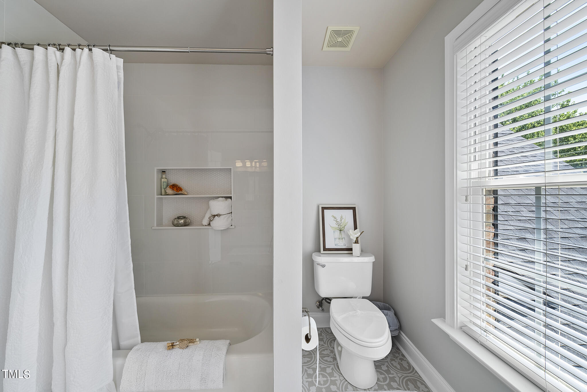 10109 Sporting Club Drive Raleigh, NC 27617 - Photo 36 of 48 DSC04579