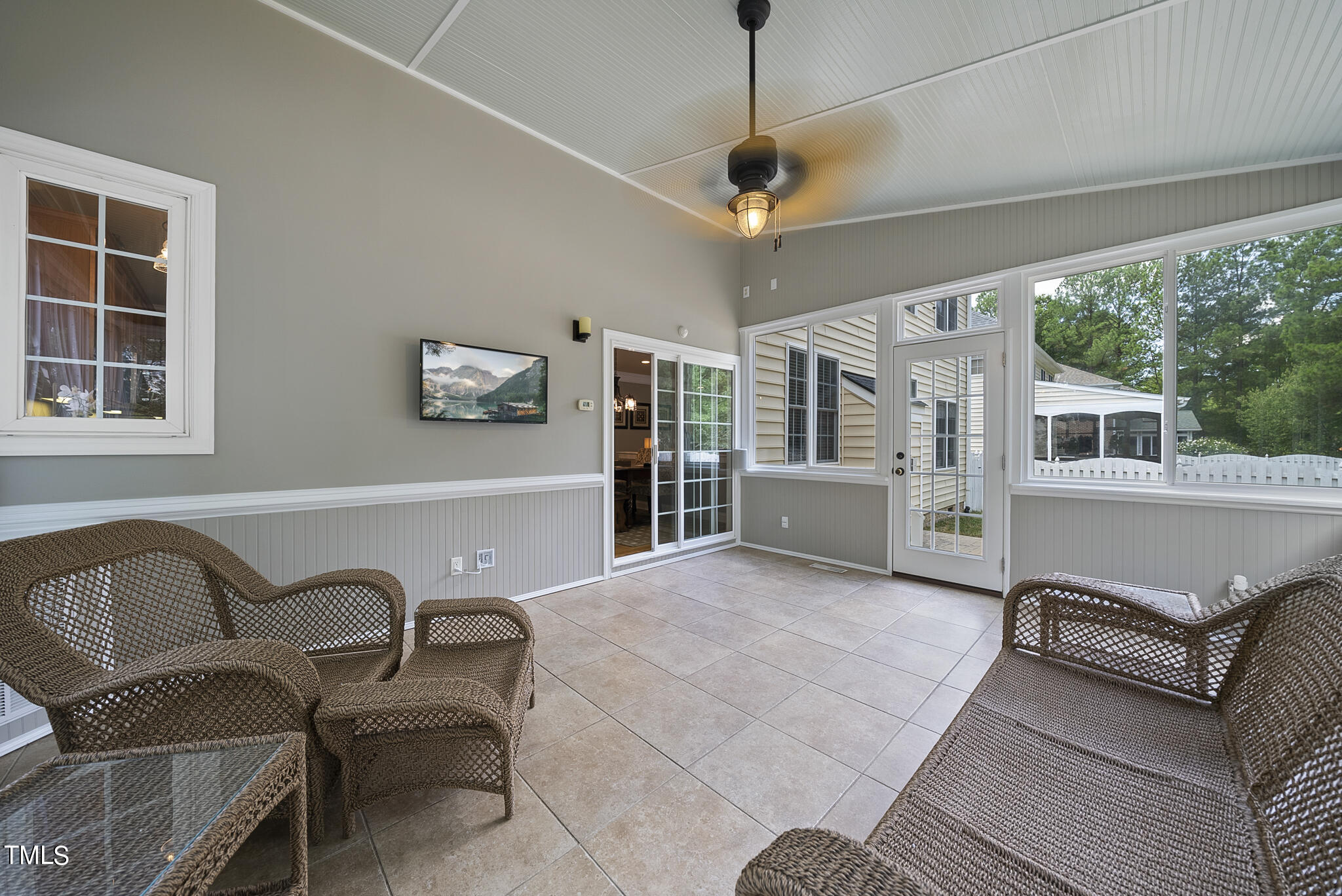 10109 Sporting Club Drive Raleigh, NC 27617 - Photo 43 of 48 DSC04627