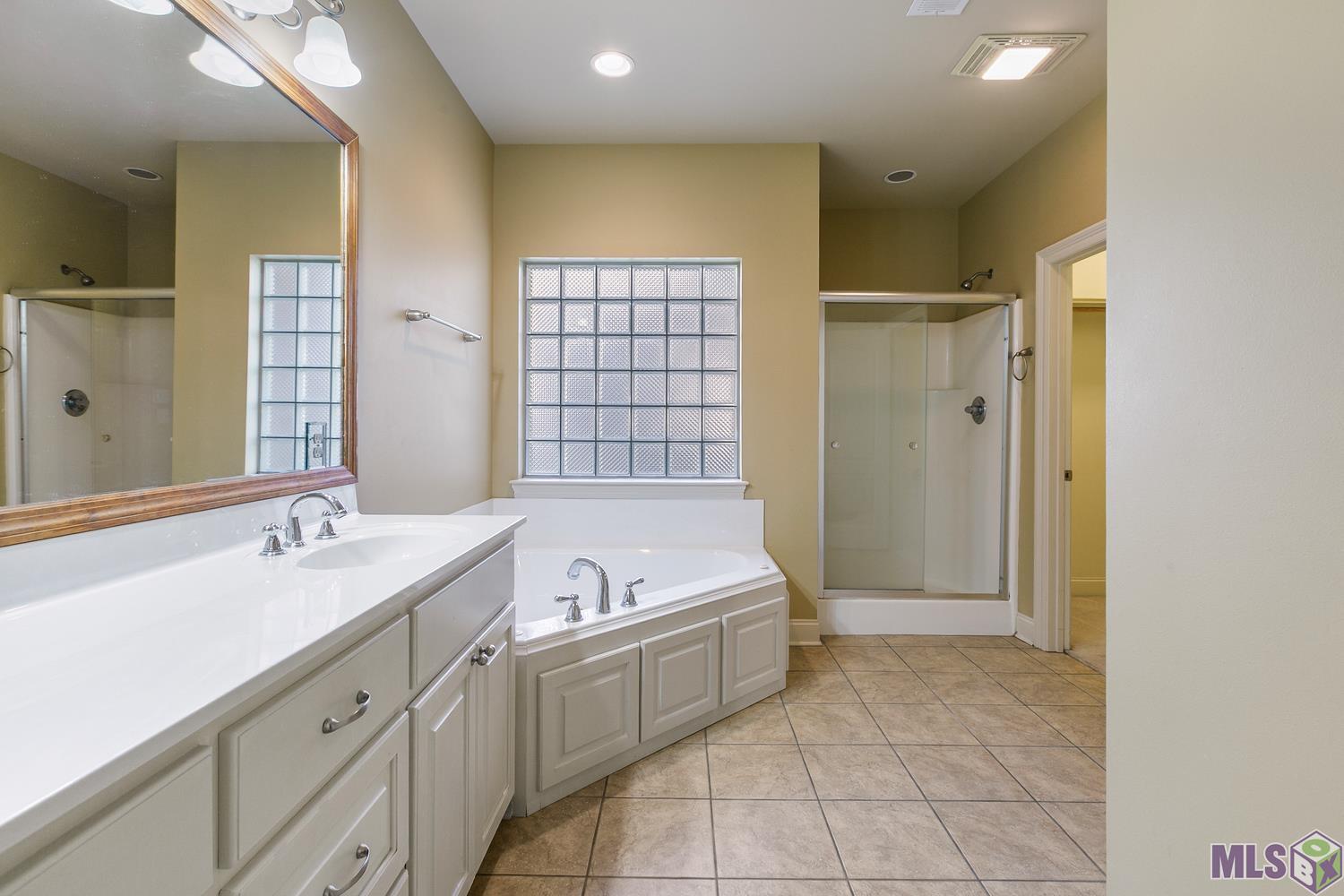 6405 Ridge Way Avenue Baton Rouge, LA 70817 - Photo 9 of 16