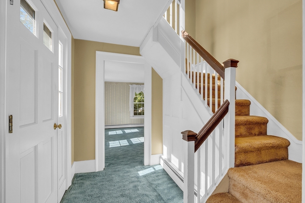 51 Mudnock Road Salisbury, MA 01952 - Photo 5 of 37