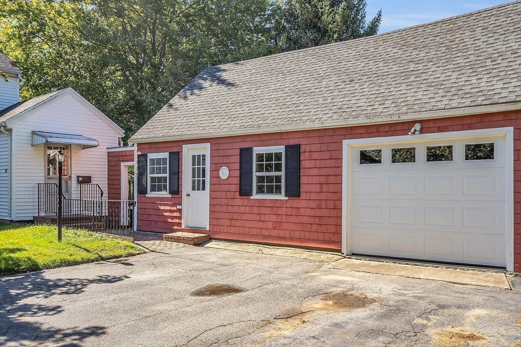 51 Mudnock Road Salisbury, MA 01952 - Photo 7 of 37