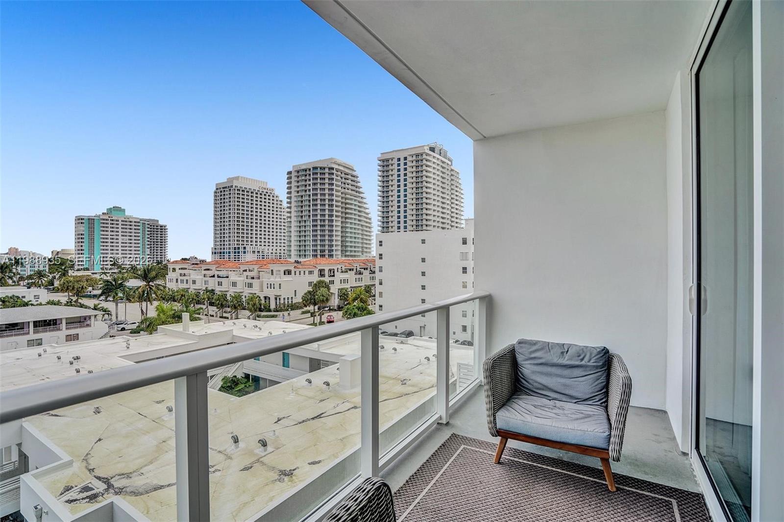 401 North Birch Road, Unit 513 Fort Lauderdale, FL 33304 - Photo 29 of 37 a view of balcony with furniture