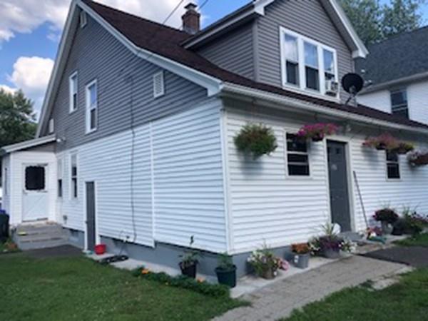 37 Balis Street Springfield, MA 01109 - Photo 3 of 18