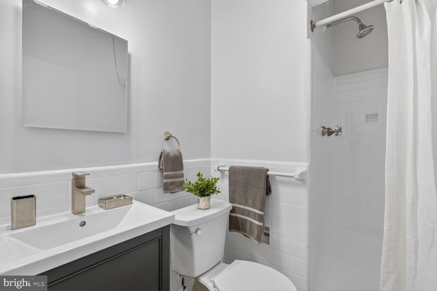 3907 Benton Street Northwest Washington, DC 20007 - Photo 12 of 36