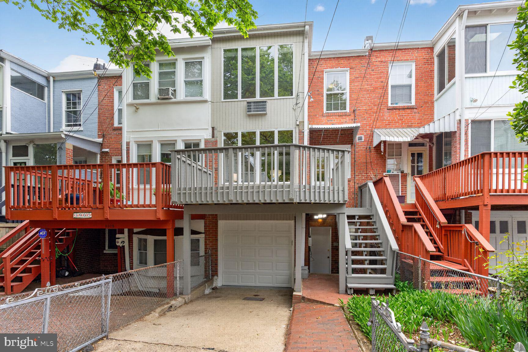 3907 Benton Street Northwest Washington, DC 20007 - Photo 23 of 36
