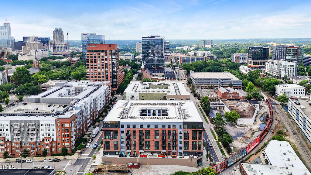 400 West North Street, Unit 604 Raleigh, NC 27603 - Photo 5 of 46 a picture of city view