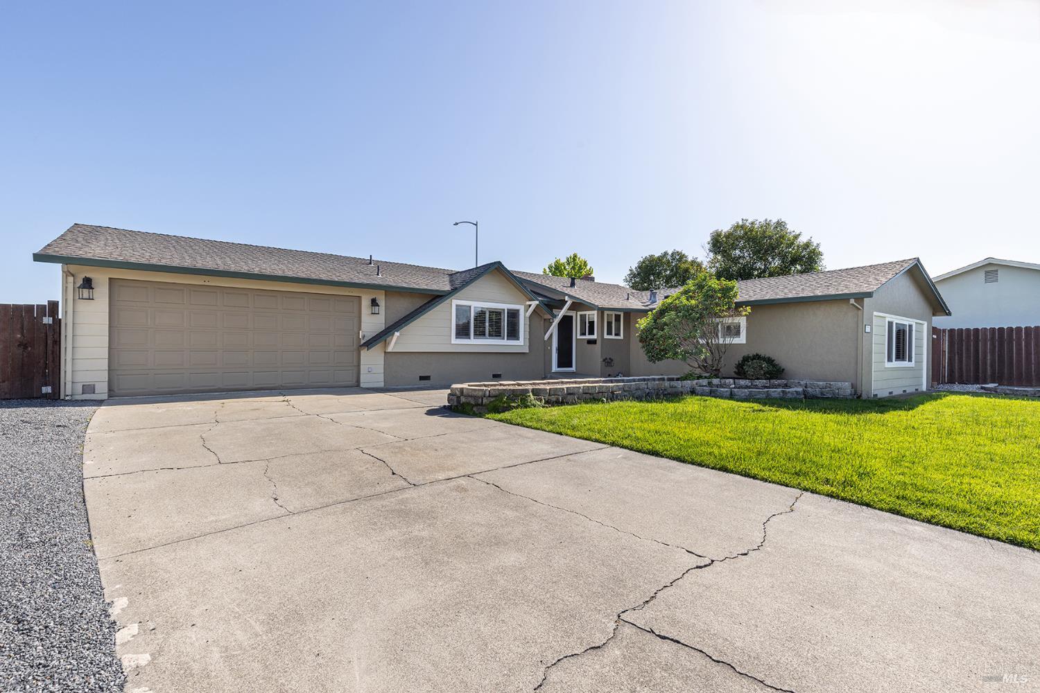 373 Alma Avenue Rohnert Park, CA 94928 - Photo 2 of 43