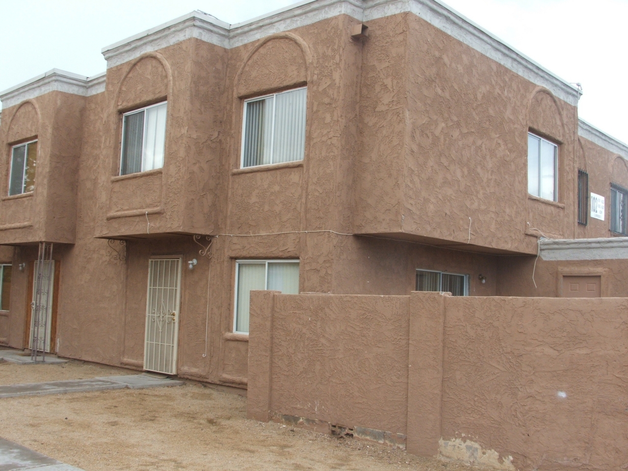 4507 East Riverside Street Phoenix, AZ 85040 - Photo 1 of 1 Great Investment