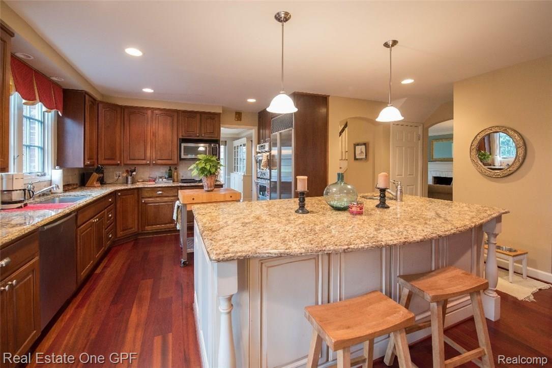 1052 Audubon Road Grosse Pointe, MI 48230 - Photo 12 of 31 1052Audubon19.jpg