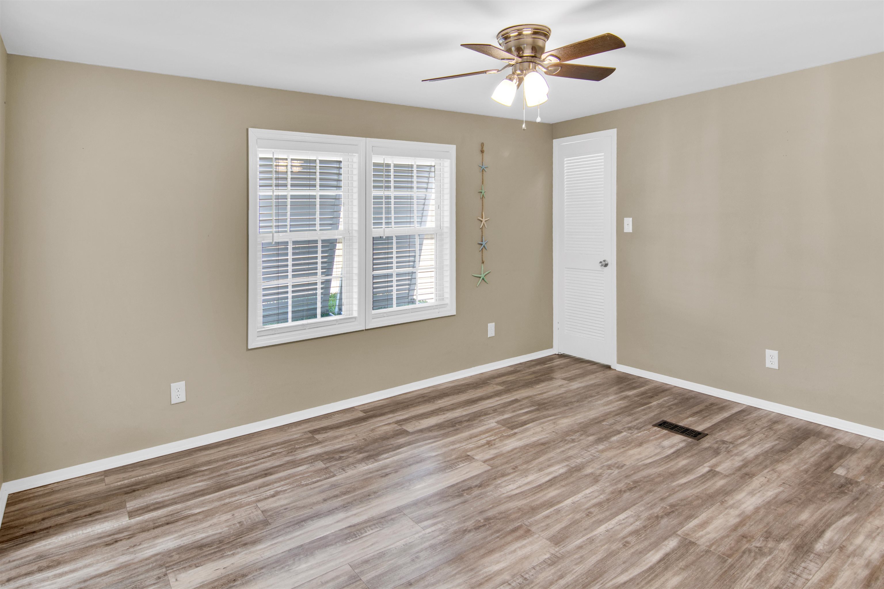 465 Sandpebble Surfside Beach, SC 29575 - Photo 20 of 42