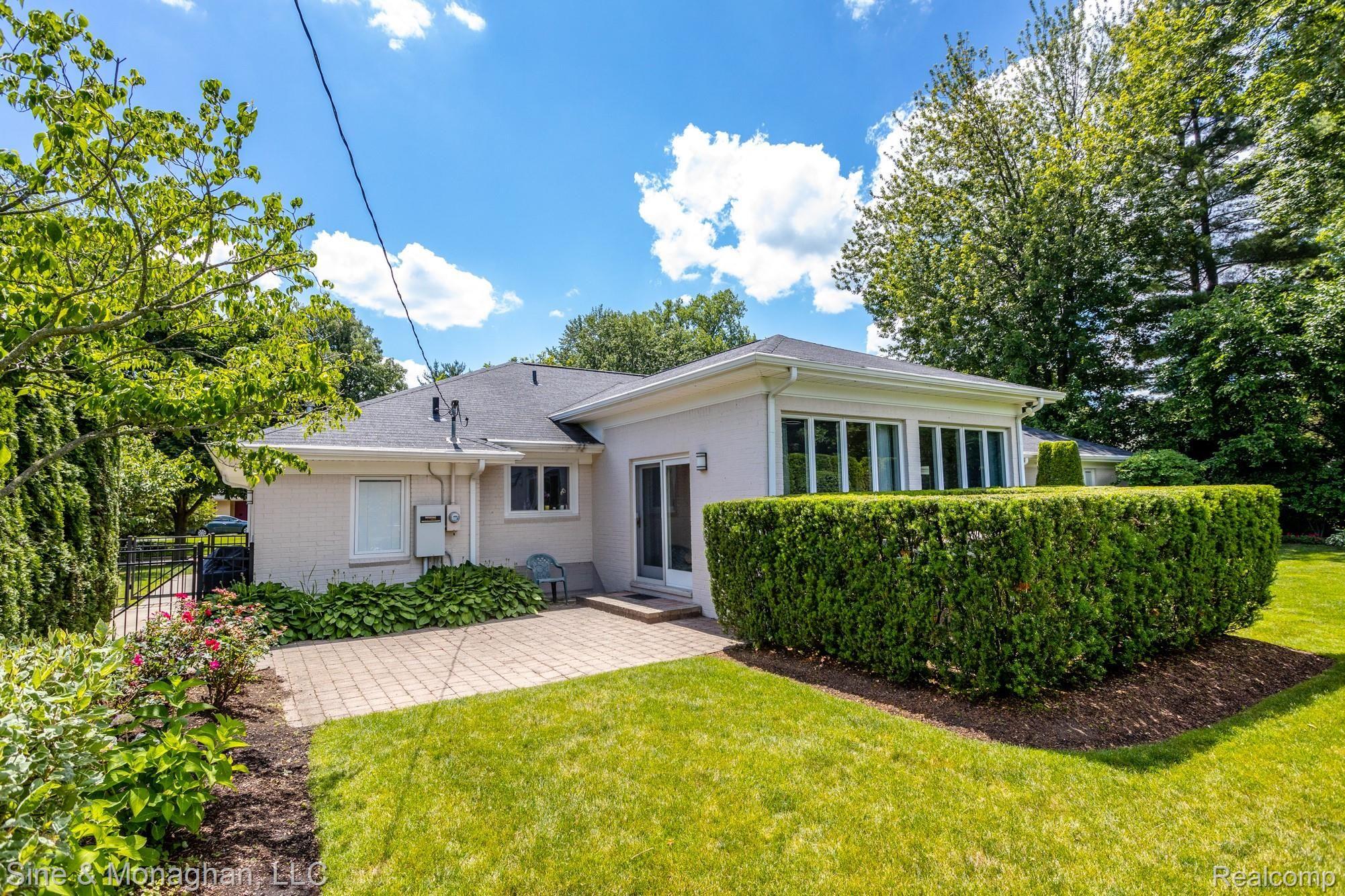 80 Shoreham Road Grosse Pointe, MI 48236 - Photo 66 of 74 80 Shoreham S011.jpg