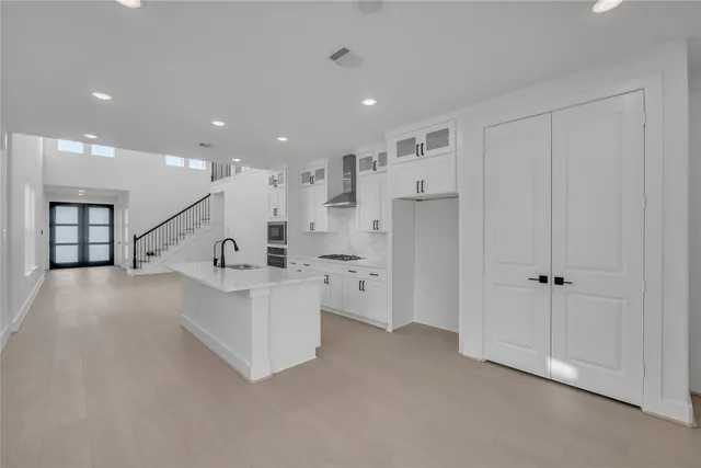 $3,100 | 4320 Avron Drive, Stafford, TX 77477