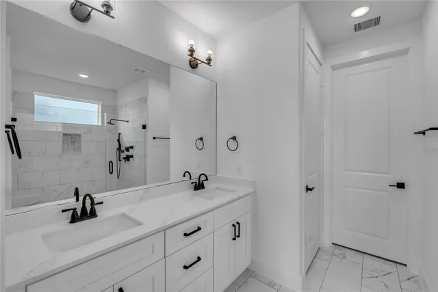 $3,100 | 4320 Avron Drive, Stafford, TX 77477