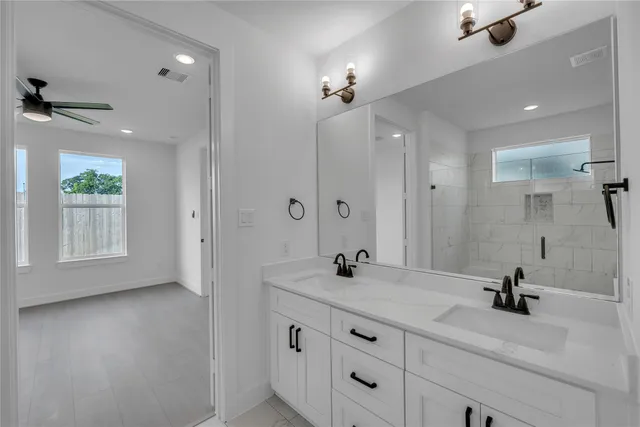 $3,100 | 4320 Avron Drive, Stafford, TX 77477