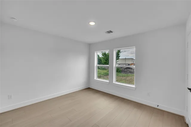 $3,100 | 4320 Avron Drive, Stafford, TX 77477