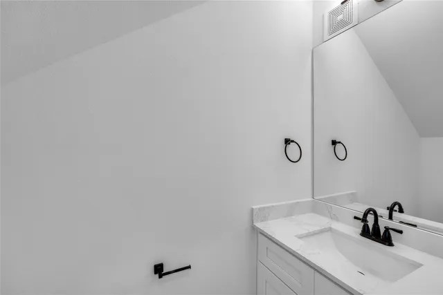 $3,100 | 4320 Avron Drive, Stafford, TX 77477