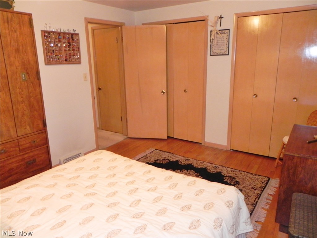 4140 Greenvale Road South Euclid, OH 44121 - Photo 8 of 13