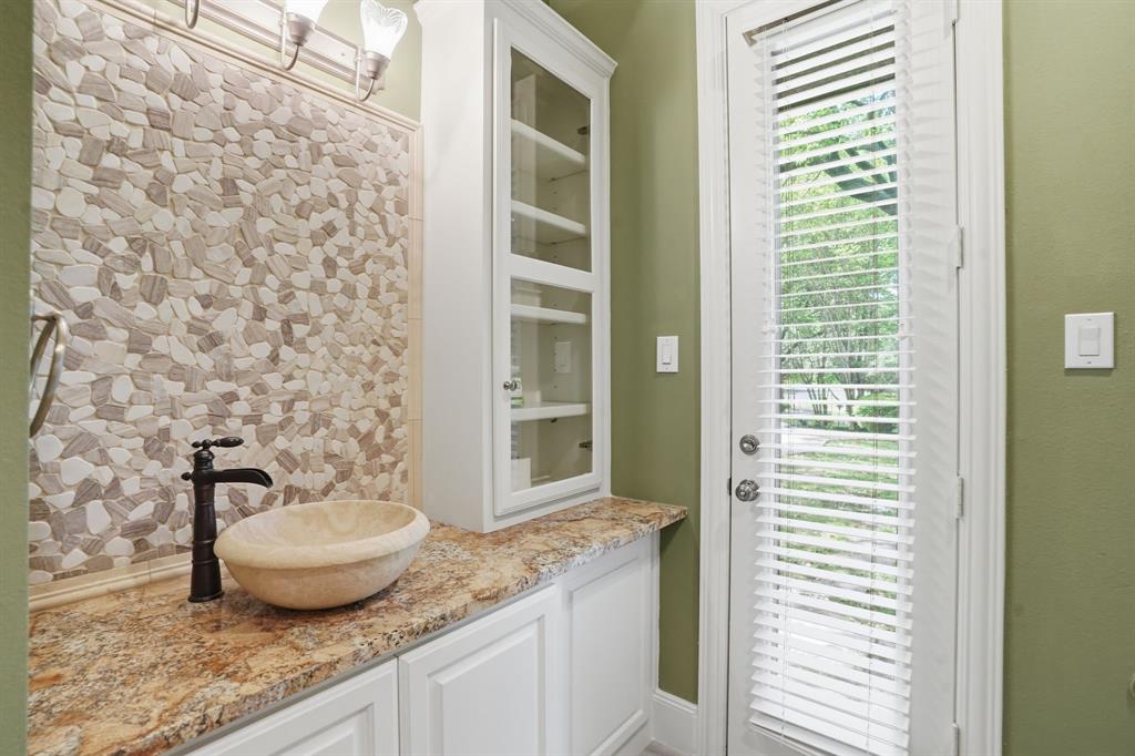1006 South Wellington Point Road McKinney, TX 75072 - Photo 22 of 40