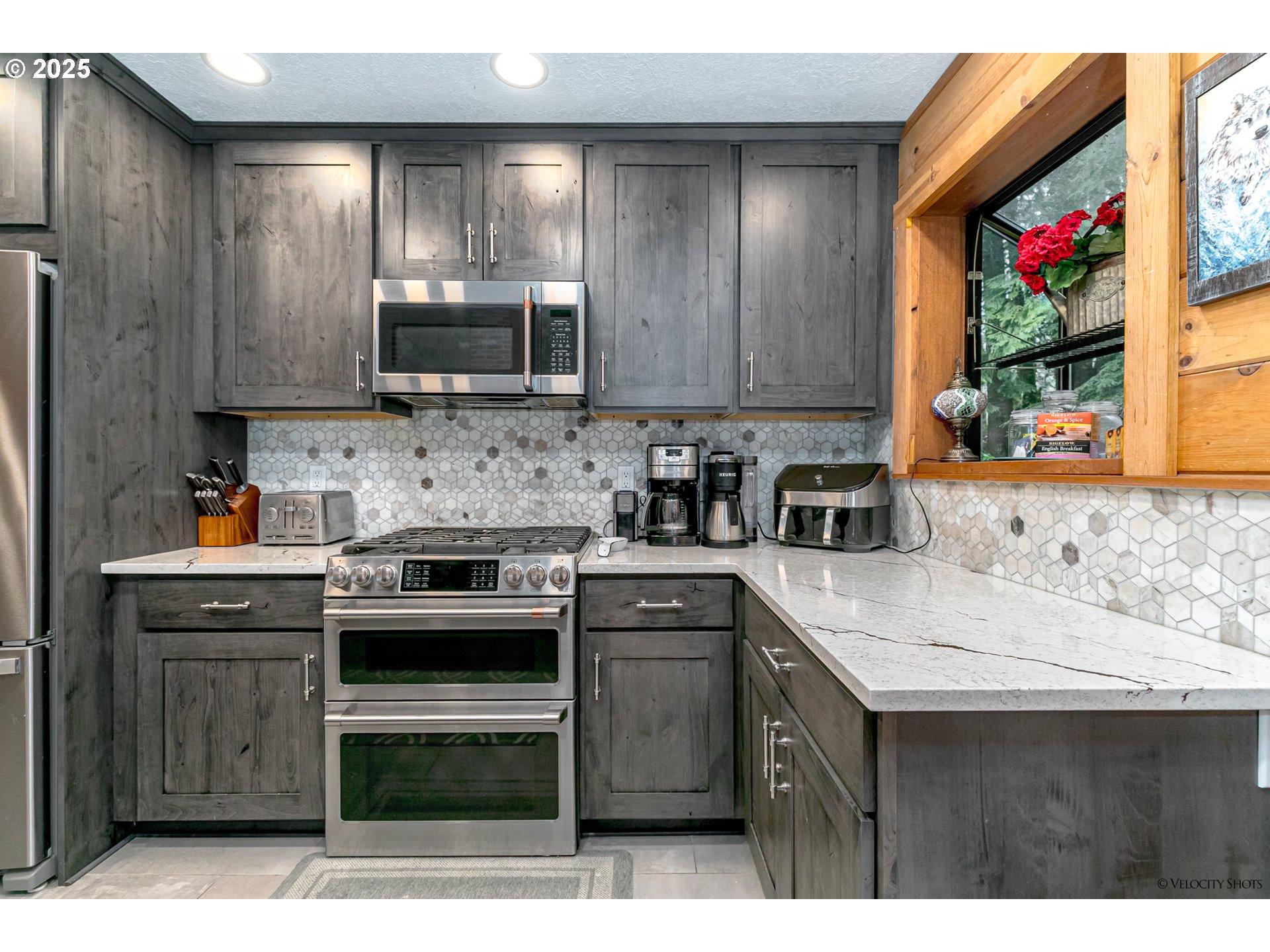 27900 East Salmon River Road Welches, OR 97067 - Photo 11 of 48 Gallery Image 11