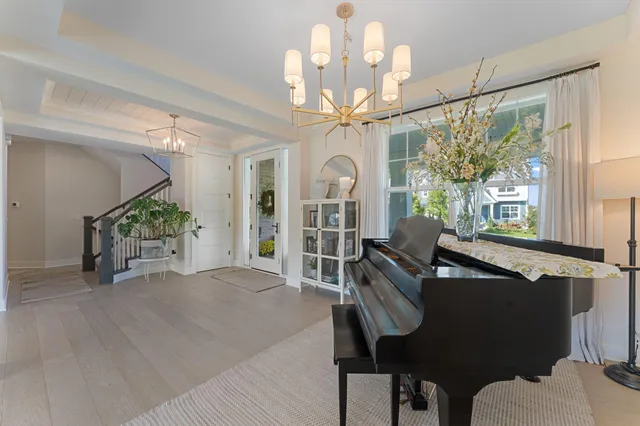 $1,800,000 | 4264 Woodland Court, Excelsior, MN 55331