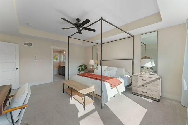 $1,800,000 | 4264 Woodland Court, Excelsior, MN 55331