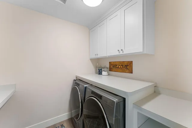 $1,800,000 | 4264 Woodland Court, Excelsior, MN 55331