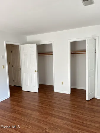 $1,850 | 61 Point Of Woods Drive, Albany, NY 12203