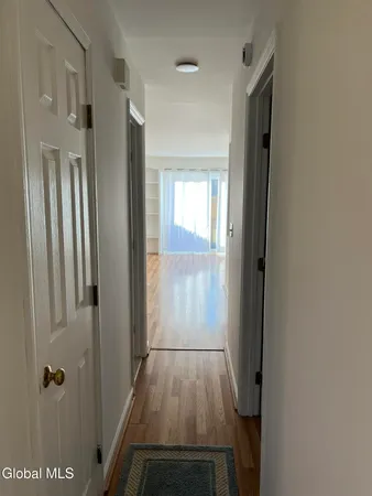 $1,850 | 61 Point Of Woods Drive, Albany, NY 12203