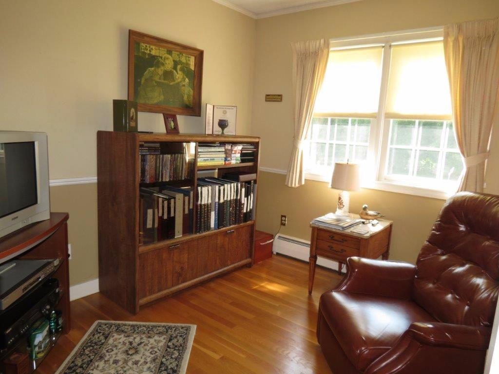 36 Brentwood Road Augusta, ME 04330 - Photo 11 of 17 Photo