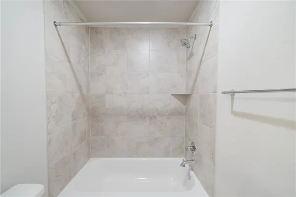 $2,495 | 8208 Cottage Rose Drive, Austin, TX 78744